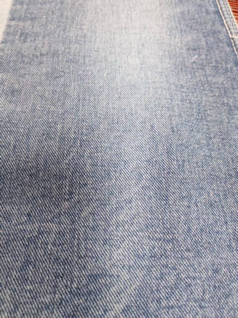 7034623c2d24ad6eb58c3ac4ad0cdd4b