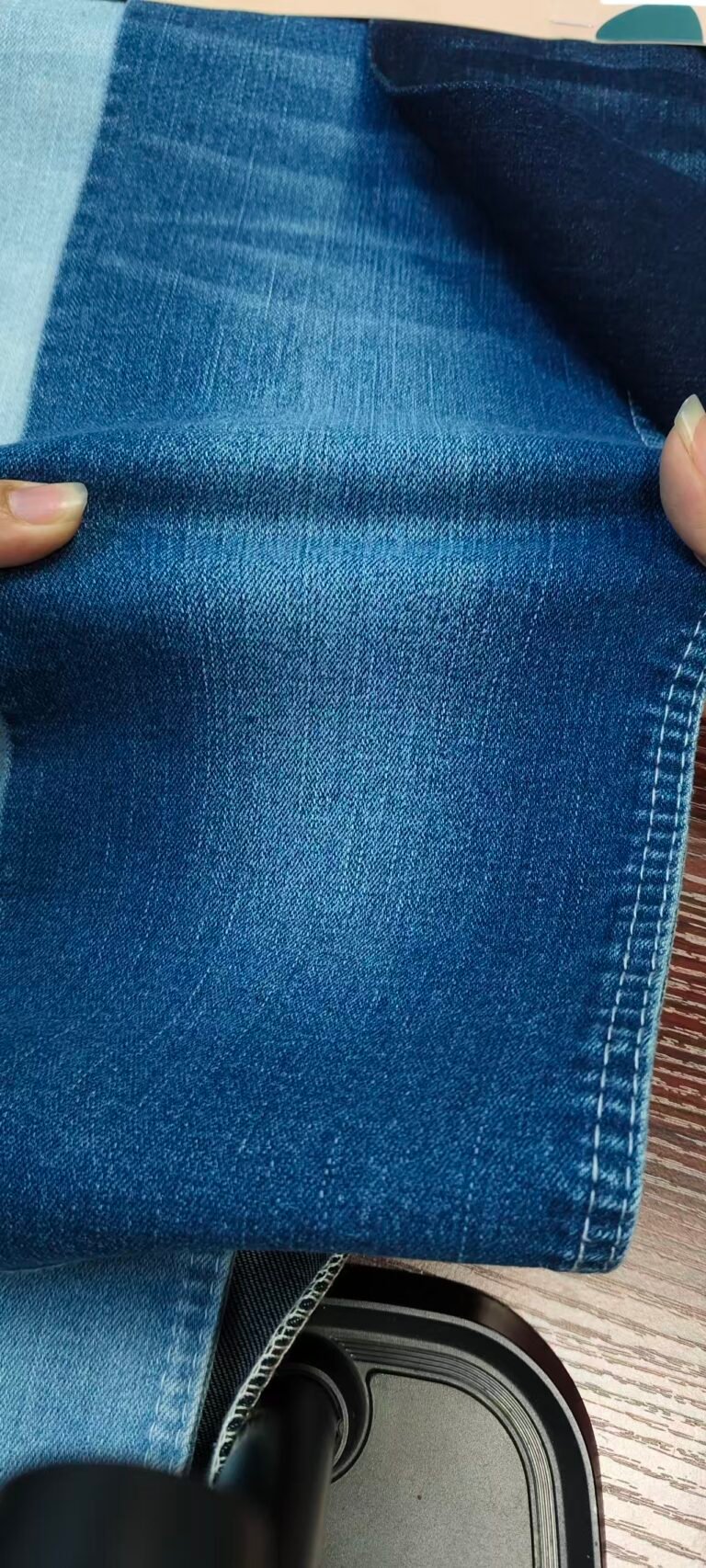 e838bad21d40940f4ca12e27c764e349